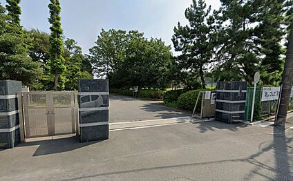 蕨市第一中学校 600ｍ(徒歩8分)