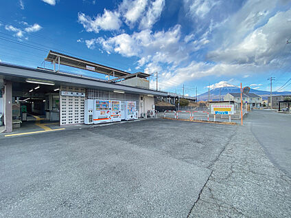 JR身延線『竪堀駅』 約377m(徒歩5分)
