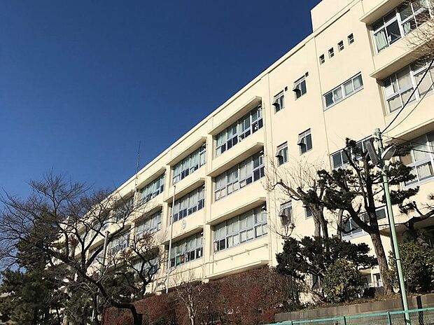 横浜市立田奈小学校（約1,300m）