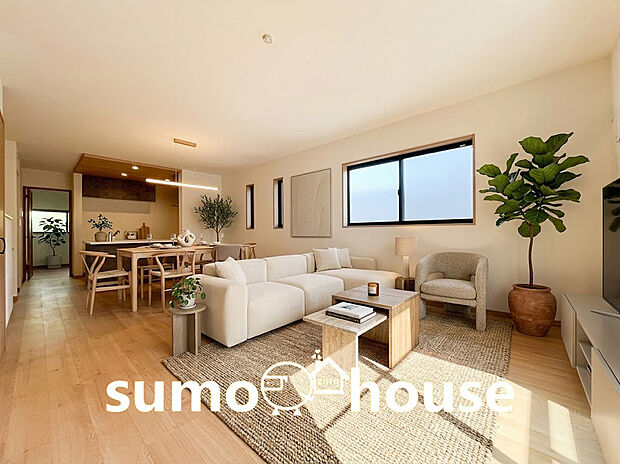 【リビング】夏は涼しく冬は暖かい、家計にも地球にも優しい住まいです。20年間の地盤保証や建物瑕疵保証も付帯しており、目に見えない部分まで安心の品質をお届けします 。(家具等はCGです)