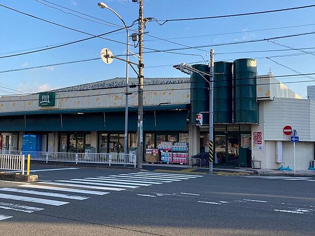 Fuji伊勢町店(約550m)