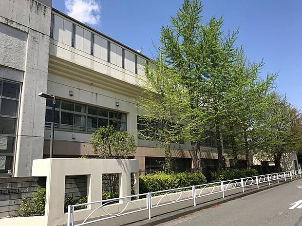 川崎市立宮崎中学校(約1,900m)
