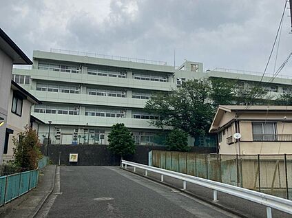 横浜市立東鴨居中学校 1000ｍ