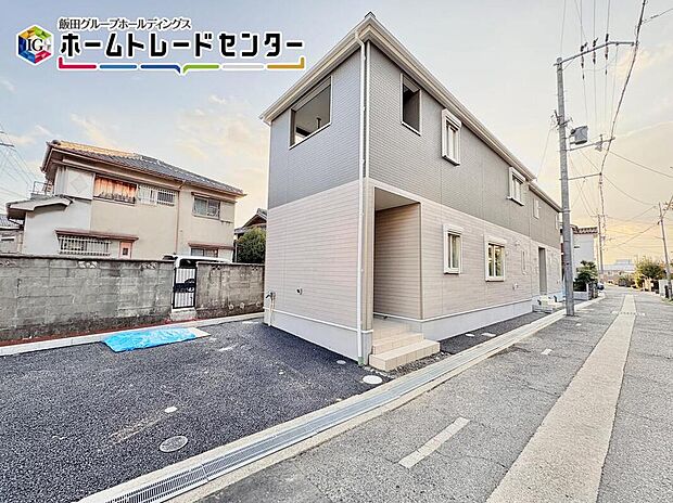 【現地外観写真】耐震等級「3」取得！長く住むお家だけに安心を１番に考えて、設計と建設の性能評価書を取得！まずはお気軽にご見学してみませんか。