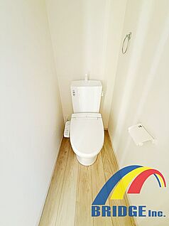 ウォシュレット機能付きトイレ