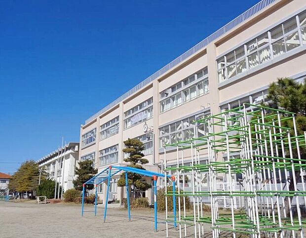 木更津市立木更津第二小学校（約700m）