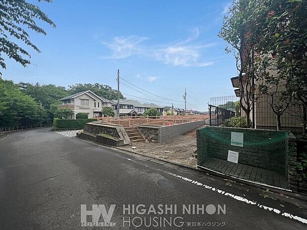 陽当りや通風・仕様設備やお部屋の大きさの比較など...また周辺環境や街並みの様子など、資料には掲載していない情報が現地にはたくさんございます。お気軽にお問い合わせください。