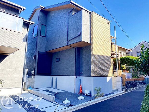 JR奈良線「藤森駅」徒歩5分!通勤通学に便利です!