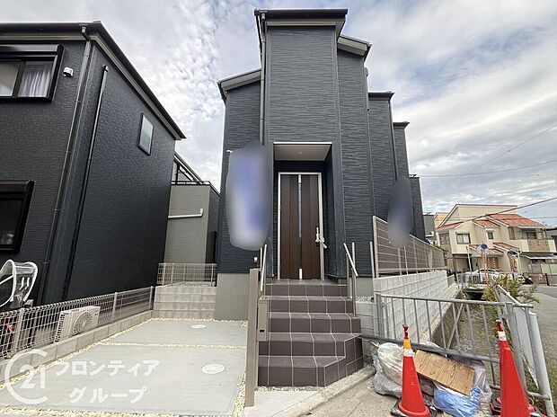 【外観】【5号棟】現地外観写真\購入後も安心なアフターサービス/購入後のフォローの充実さに自信あり!お住まい後の不安や、カスタマイズのご希望など、全力でサポートします!末永いお付き合いをお約束いたします。