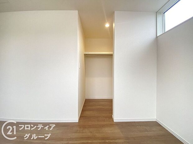 【収納】各室に収納スペ―スがありますのでお部屋スッキリ片付きますね