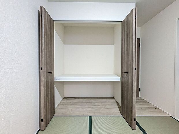 季節の物などたくさん収納しておける便利なスペースです!