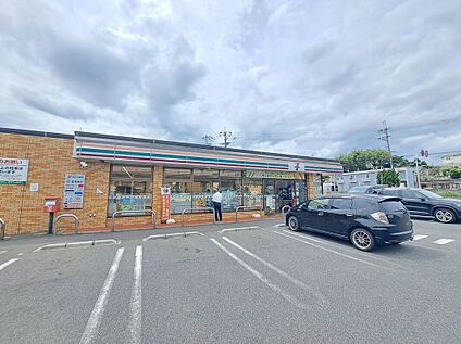 セブンイレブン大津真野4丁目店 120m