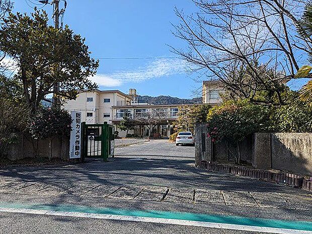 大津市立皇子山中学校（約620m）