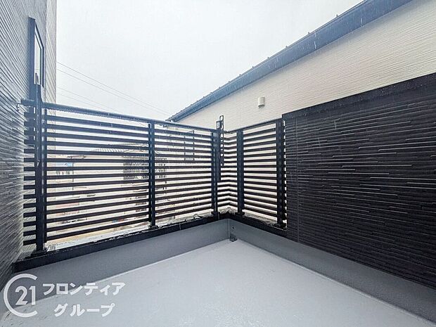 【バルコニー】多様化する住まいのお悩みを当社へお気軽にご相談下さい