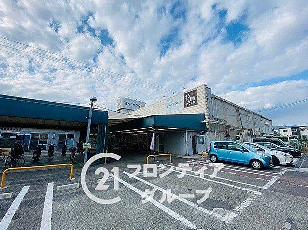 グルメシティ小林店(約220m)