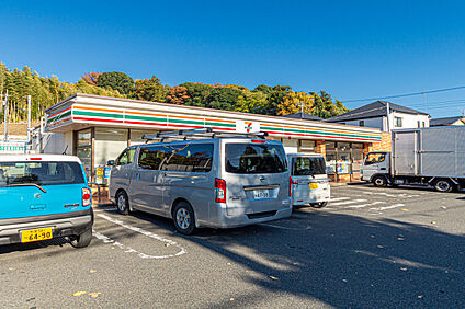 セブンイレブン町田南大谷店 850ｍ(徒歩11分)