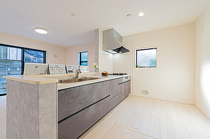 ☆☆　奥様の聖地・カウンターキッチン　☆☆