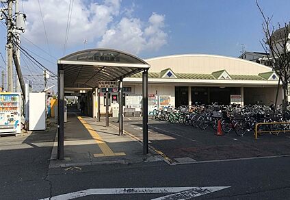 ことでん琴平線「仏生山」駅 約 310～340m(徒歩 4～5分)