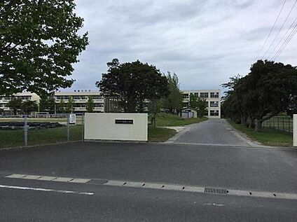 木更津市立高柳小学校 2100m