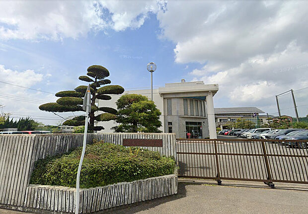 袖ケ浦市立根形中学校（約2,200m）
