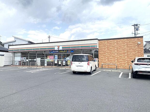 セブンイレブン 長野稲葉店まで500m
徒歩圏内にコンビニがあると便利ですね!