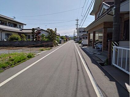 前面道路含む現地写真