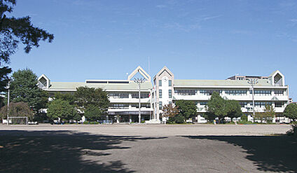宇都宮市立陽東小学校 約950m～約1,000m(徒歩約12～13分)