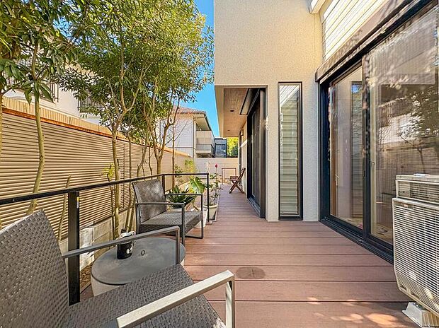 【庭】庭がある戸建てに住む楽しみのひとつは、自分たちの好みに合わせて、家庭菜園や庭づくりができることでしょう。自由自在に庭をコーディネートしてみませんか！