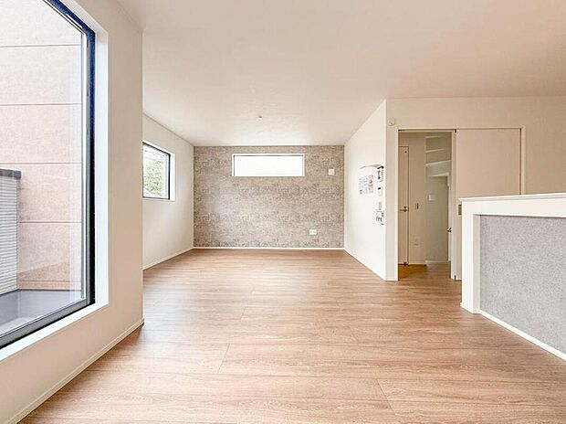 【【LDK17.6帖】】1号棟 明るく開放的な空間が広がるLDK。