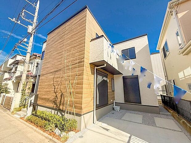 【【外観】】陽当りや通風性など各所に施された工夫で住みやすさを実現。部屋の大きさや周辺環境・街並など、資料には掲載していない情報が現地にはたくさんございます。是非ご確認下さい。