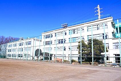 杉並区立松ノ木中学校 1045m