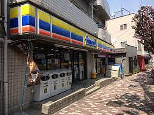ミニストップ 千早町4丁目店(約306m)