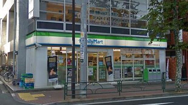 ファミリーマート 新宿中落合三丁目店(約493m)