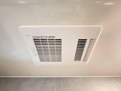 浴室換気乾燥機