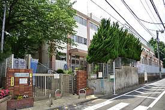 豊島区立富士見台小学校（約451m）