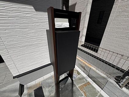 宅配ボックス