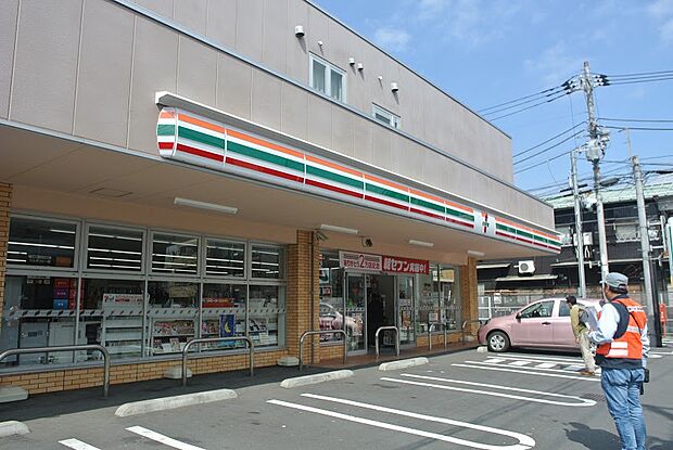 セブン-イレブン 杉並馬橋通り店(約408m)
