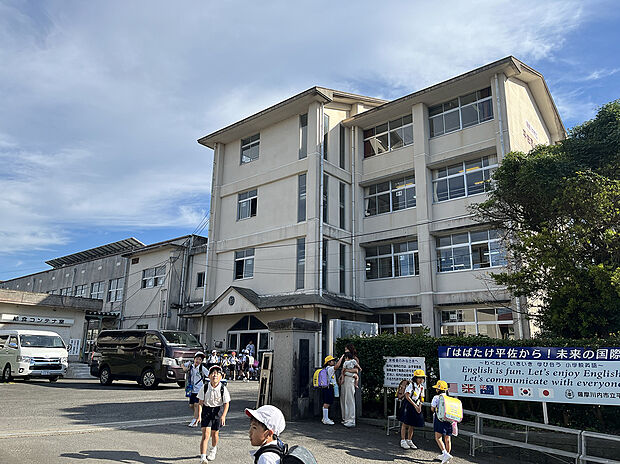 平佐西小学校（約2,800m）