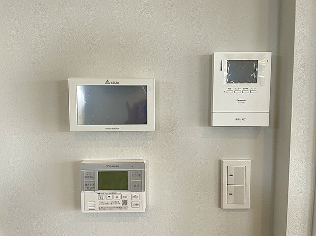 【リモコンモニター集約】TVモニター付　 省エネ給湯器　太陽光モニター