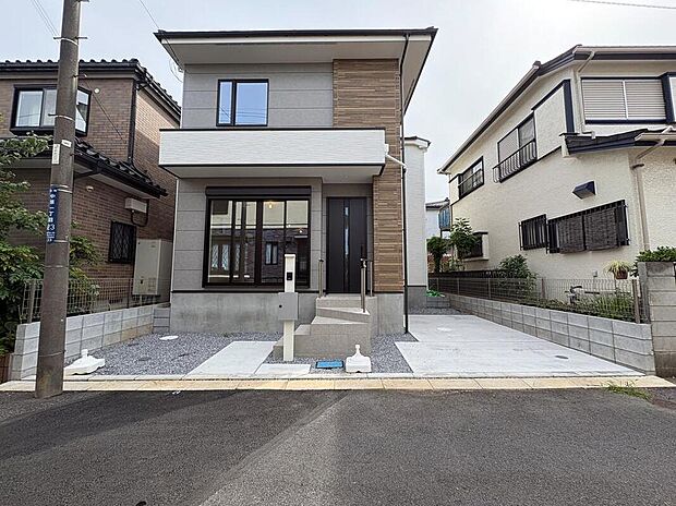 ≪現地ご案内は便利なネット予約も可能です!お気軽にお問い合わせください♪≫
東武野田線「増尾」駅徒歩22分♪バス利用もできます。バス11分「防災公園入口」停歩3分♪