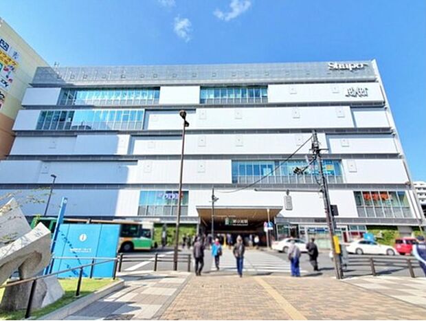 JR総武線「新小岩」駅徒歩13分♪
「小岩」駅バス11分！都営新宿線「篠崎」駅バス16分！
2路線利用可能な好立地です♪