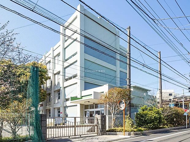 江戸川区立小岩第二中学校（約400m）