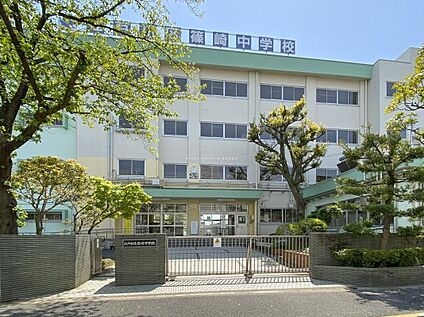 江戸川区立篠崎中学校 500m(徒歩7分)