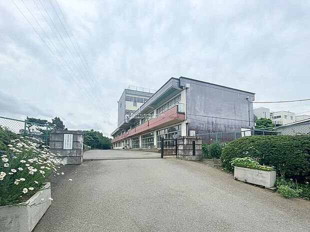 八千代市立勝田台中学校(約1,280m)