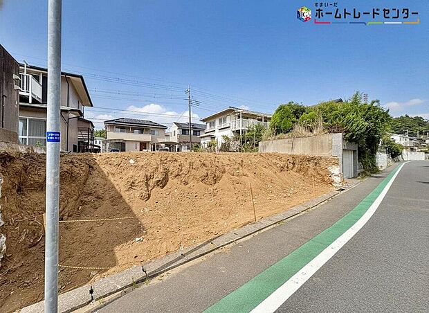 【前面道路含む現地写真】JR成田線「酒々井」駅まで徒歩9分!小中学校やお買い物施設も身近で、子育て世帯に便利な好立地です!