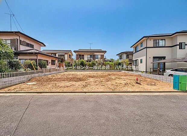 【現地写真】※現地(2026年10月)撮影 閑静な住宅地で子育て家族にピッタリ。毎日のお散歩も快適な緑に恵まれたエリアで、自然に包まれた穏やかな暮らしを実現するための、ゆとりある住環境が整っています。