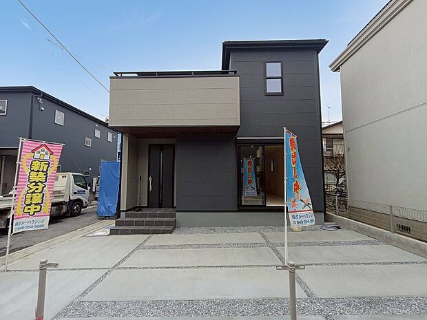 外観です シンプル上品な佇まい。長く愛せるデザイン