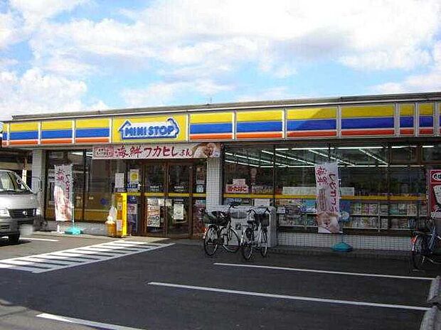  ミニストップ 八潮８丁目店（約457m）