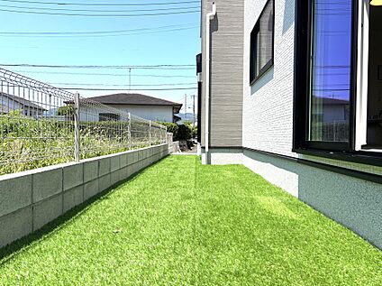 ２号棟外観(5)庭