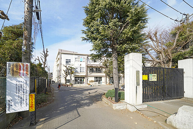 船橋市立葛飾小学校（現地より徒歩9分）